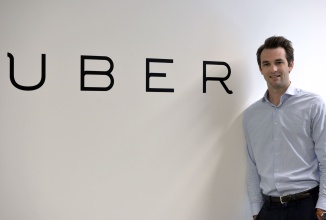 Şefii Uber Franţa arestaţi pentru efectuarea ilegală a activităţilor de taximetrie