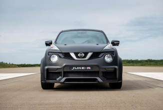 Nissan dezvăluie modelul concept Juke-R 2.0, vehicul cu 592 Cai Putere și motor V6 de 3.8 litri