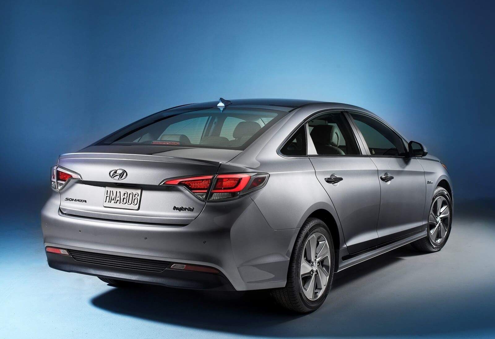 Hyundai sonata business