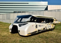 Stella Lux este un proiect de automobil pe bază de energie solară care poate rula cel puţin 1000 de km (Video)