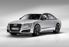 Imagini oficiale Audi S8 Plus