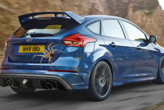 Ford le-a pus gând rău păianjenilor care “prăjesc” componente de modele Focus RS; Montează protecţii speciale anti arahnide