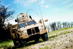Imagini vehicul blindat Oshkosh JLTV