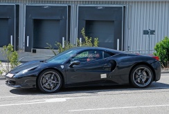 Imagini spion Ferrari 458 – Prototip cu motor V6