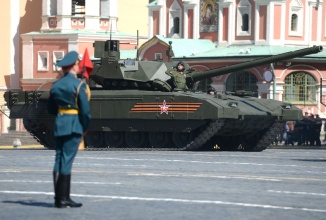 Armata T-14 este mândria armatei ruse, un nou tanc gigantic care e parţial automat (Video)