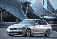 Imagini oficiale BMW 225xe si BMW 330e