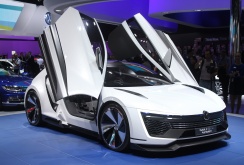 Imagini VW Golf GTE Sport Concept