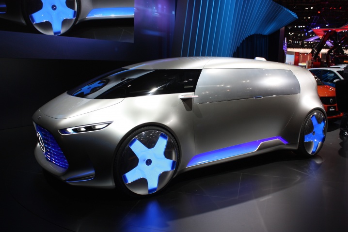 002-mercedes-vision-tokyo-live-1