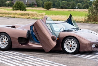 Iată cum arăta primul bolid construit de Koenigsegg în anul 1996