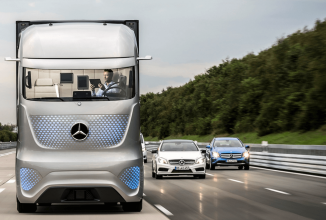 Mercedes aduce şofatul automat în segmentul camioanelor de mare tonaj, cu un model high tech concept