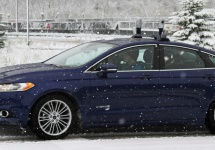 Ford îşi testează vehiculele autonome şi pe zăpadă, provocarea creşte (Video)