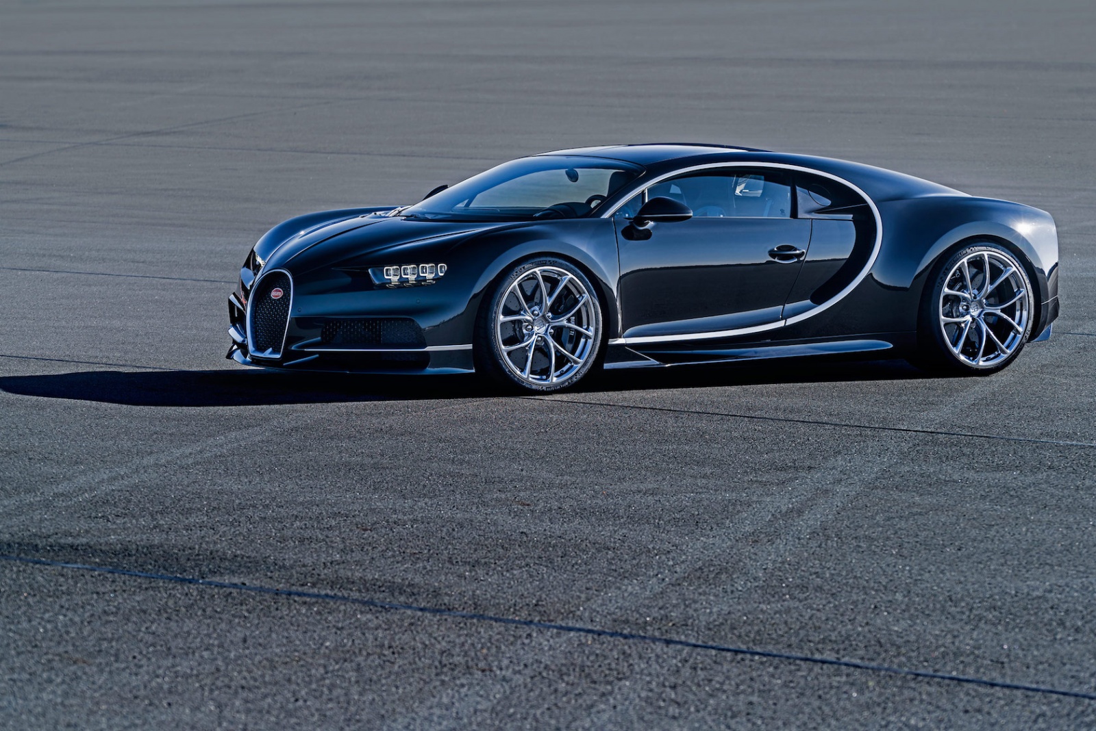 07_CHIRON_dynamic_side_WEB