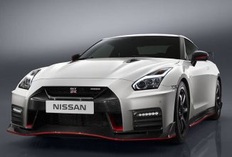 Noul Nissan Nismo GT-R 2017: monstrul japonez de 600 cai putere, mai vioi ca niciodată