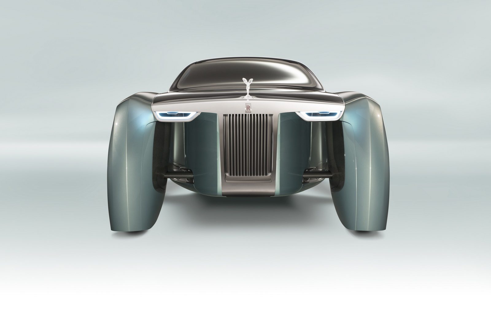 103 EX OΑΥ Rolls-Royce VISION NEXT 100_10
