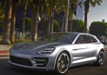 Noul Porsche Panamera Sport Turismo își va face apariția la show-ul auto de la Paris