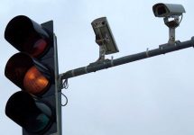 Institutul pentru siguranța rutieră susține camerele pentru semafoare, spune că poate salva mii de vieți