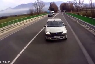 Cum arată o coliziune frontală cu o Dacia Logan, filmată dintr-un tir (Video)
