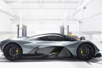 Aston Martin a vândut toate cele 150 de unităţi ale hypermaşinii AM-RB 001, creată în colaborare cu Red Bull