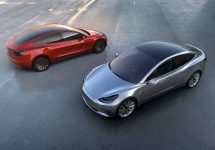Automobilele Tesla vor primi versiuni actualizate hardware la fiecare 12 sau 18 luni; modelele anterioare nu se vor putea bucura de noile funcții și dotări