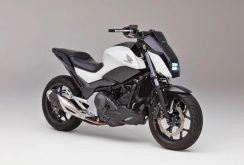 CES 2017: Honda prezintă motocicleta care se echilibrează singură, stând în poziţie verticală (Video)
