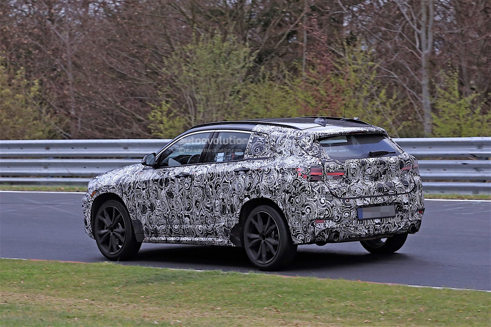 2018-bmw-x2-prototype-spied-on-the-nrburgring_4