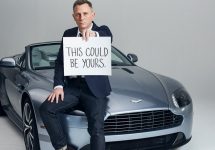 Maşina Aston Martin Vanquish a lui Daniel Craig scoasă la licitaţie, în scop caritabil